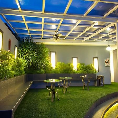 Tkl Hotel Τζόχορ Μπάχρου Εξωτερικό φωτογραφία