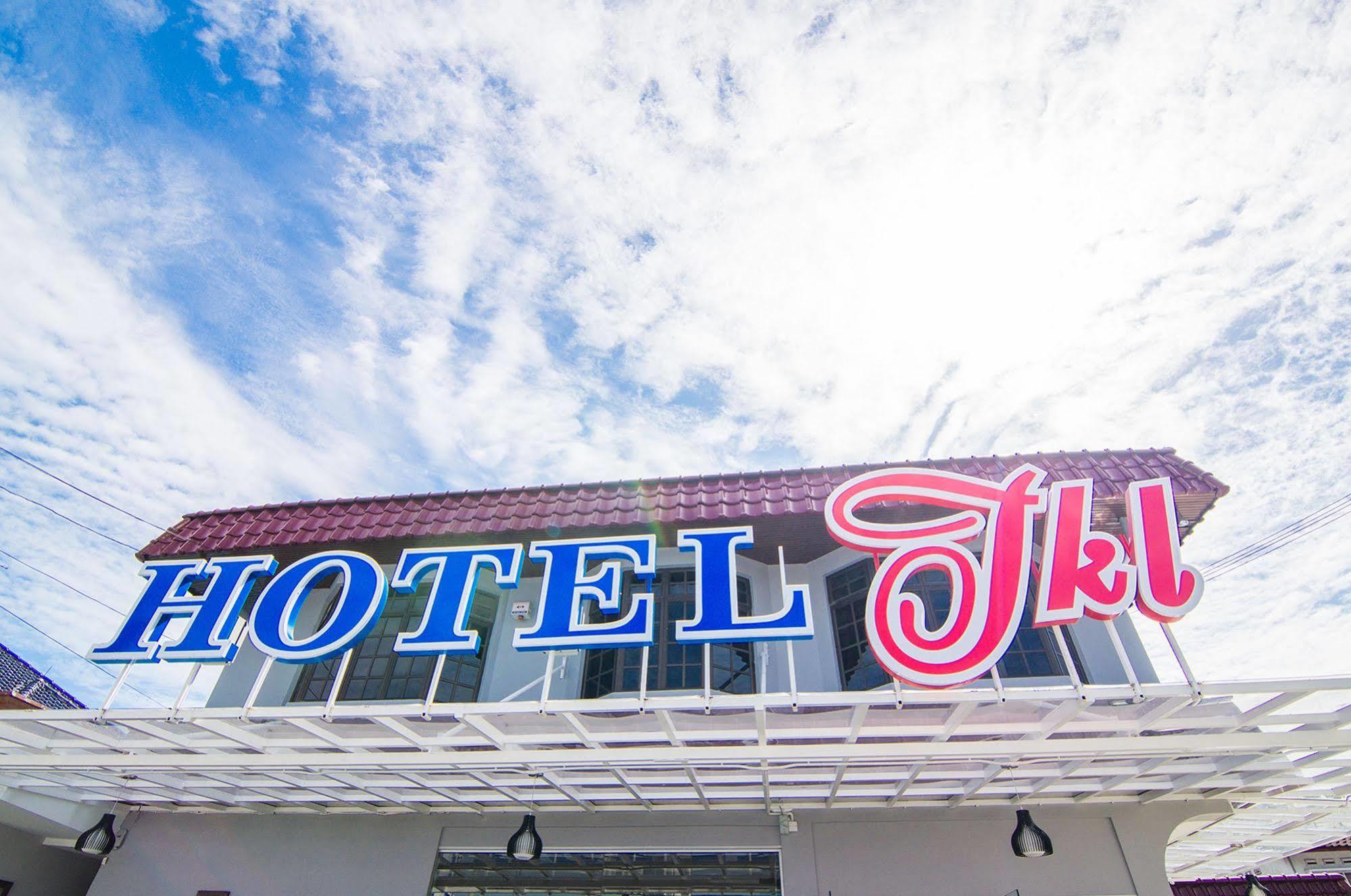 Tkl Hotel Τζόχορ Μπάχρου Εξωτερικό φωτογραφία