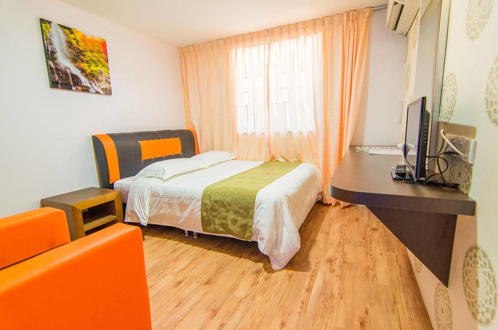 Tkl Hotel Τζόχορ Μπάχρου Εξωτερικό φωτογραφία