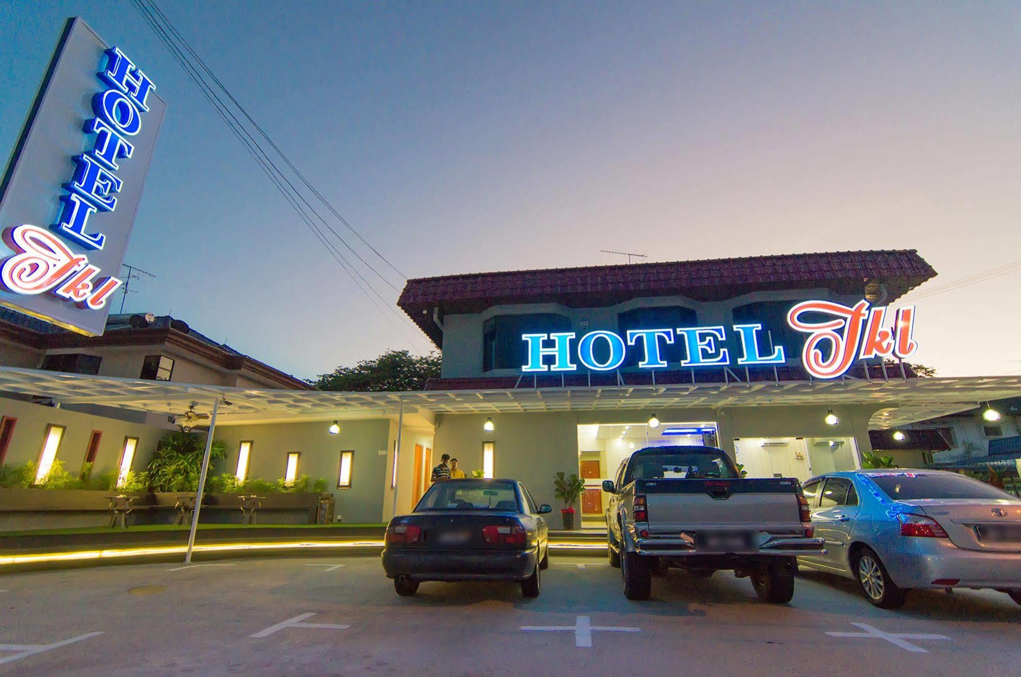Tkl Hotel Τζόχορ Μπάχρου Εξωτερικό φωτογραφία