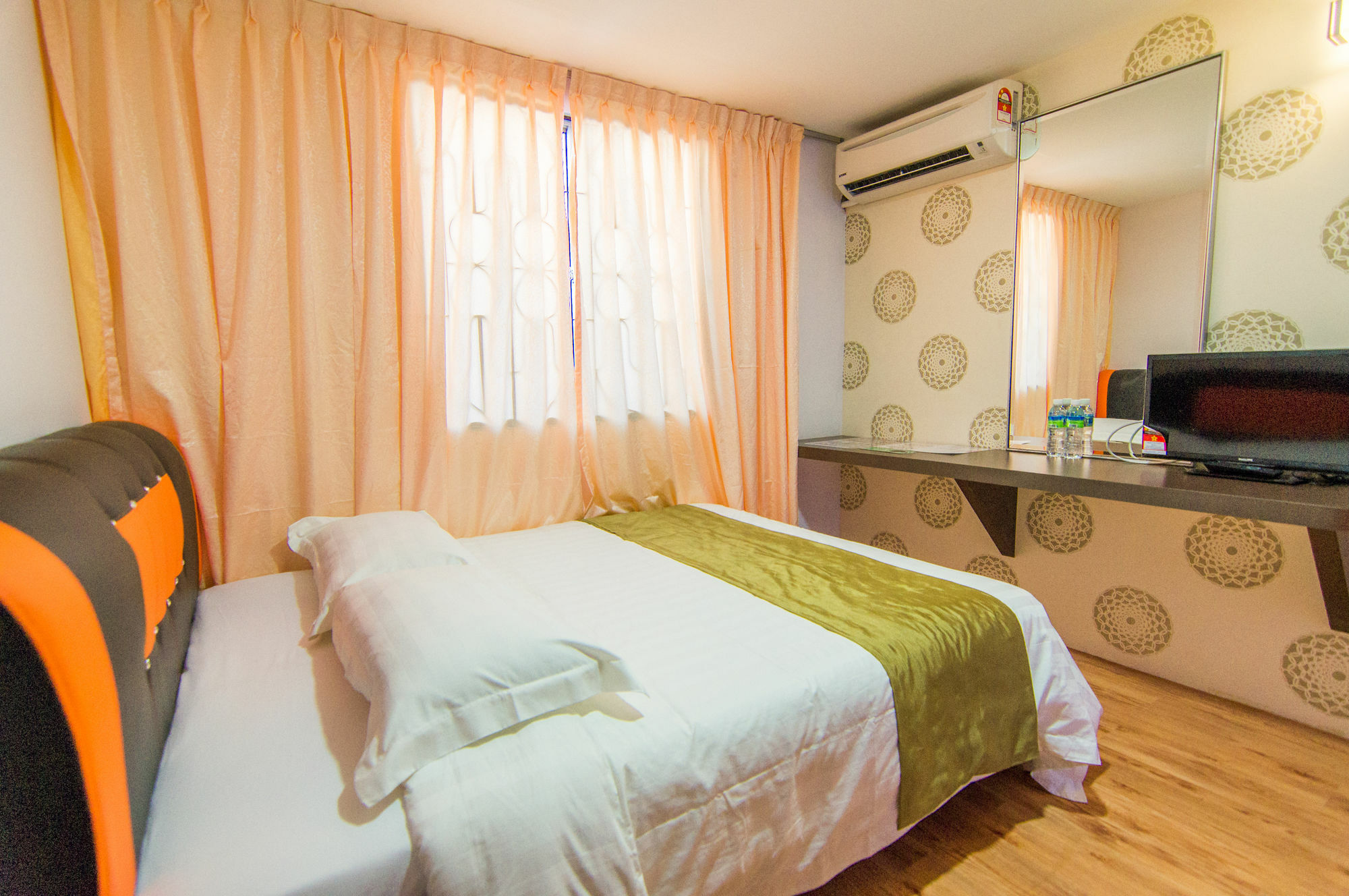 Tkl Hotel Τζόχορ Μπάχρου Εξωτερικό φωτογραφία